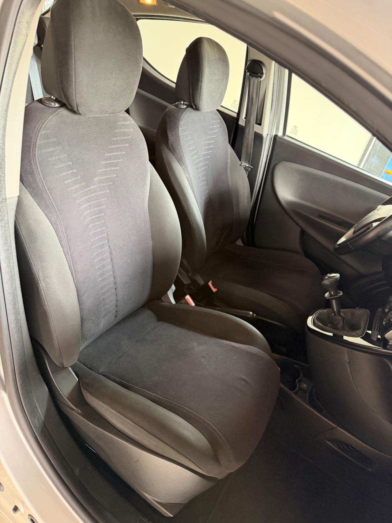 Lancia Ypsilon 1.2 69 CV 5 porte GPL Ecochic Platinum