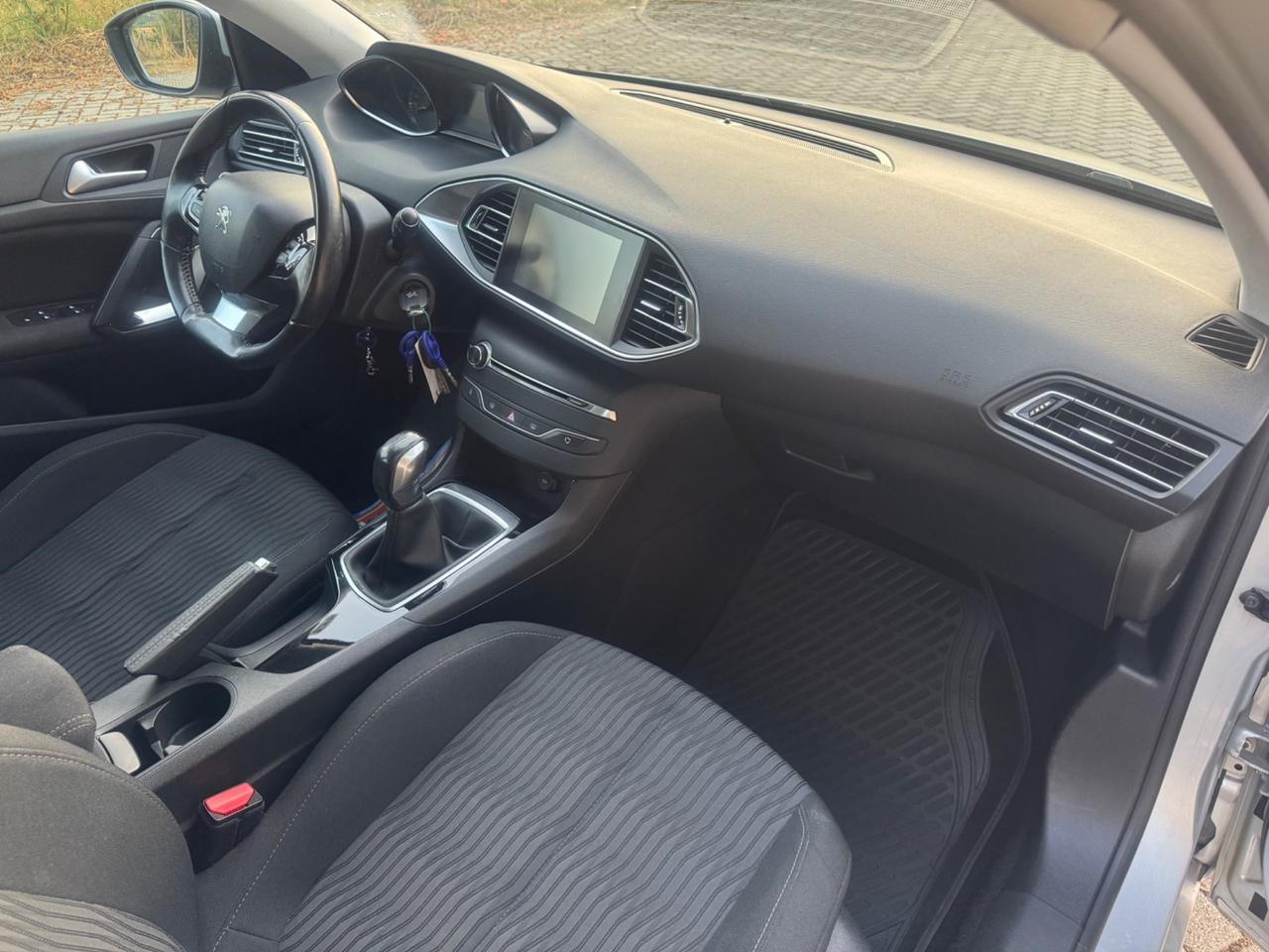 Peugeot 308 1.6 HDi 92Cv Business Sw 2015