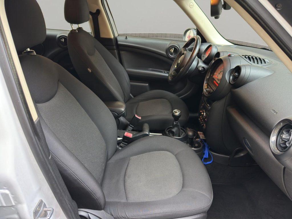 MINI Mini Countrym.(R60) Mini 1.6 Cooper D Coun...