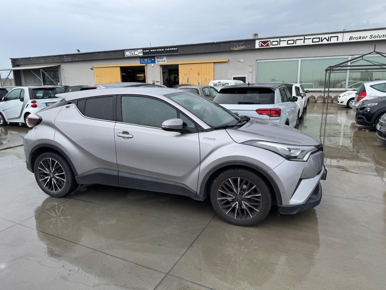 Toyota C-HR 1.8 Hybrid E-CVT Lounge