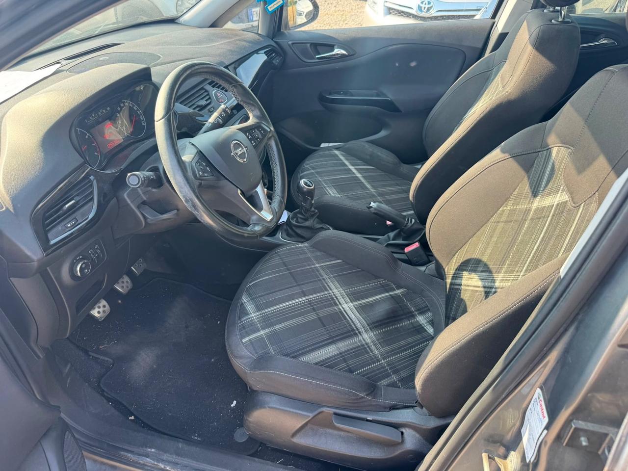 Opel Corsa 1.2 5 porte
