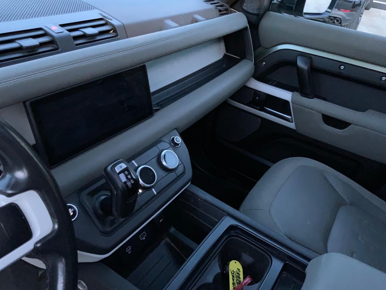 Land Rover Defender 110 2.0 SD4 240CV AWD Auto First Edition TETTO.7 POSTI.
