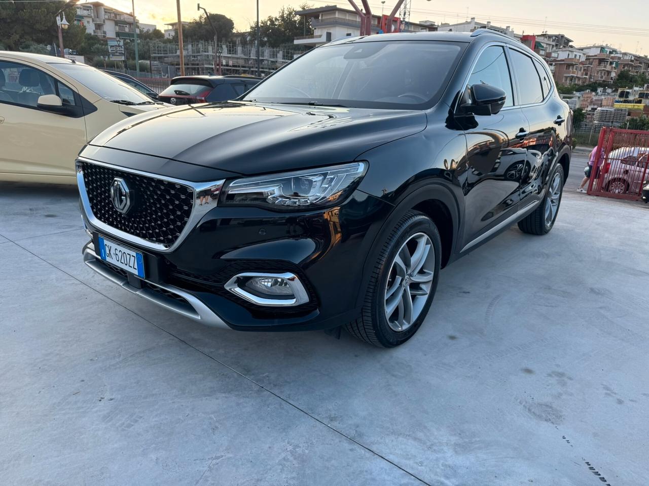 Mg EHS Plug-in Hybrid Luxury