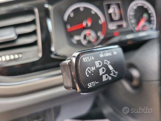 VOLKSWAGEN Polo 6ª serie - 2018 1.6 TDI 95 CV CAMBIO AUTOMATICO