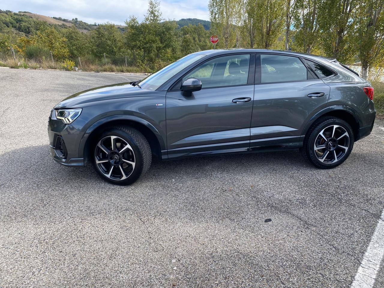 Audi Q3 SPB 35 TDI quattro S line edition