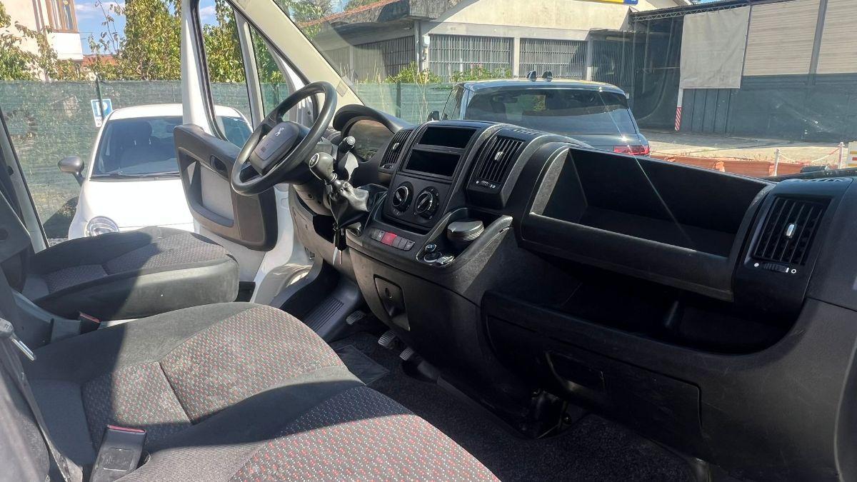 PEUGEOT Boxer 335 2.0 bluehdi 130cv L2H2 + cassone ribaltabile trilaterale + IVA