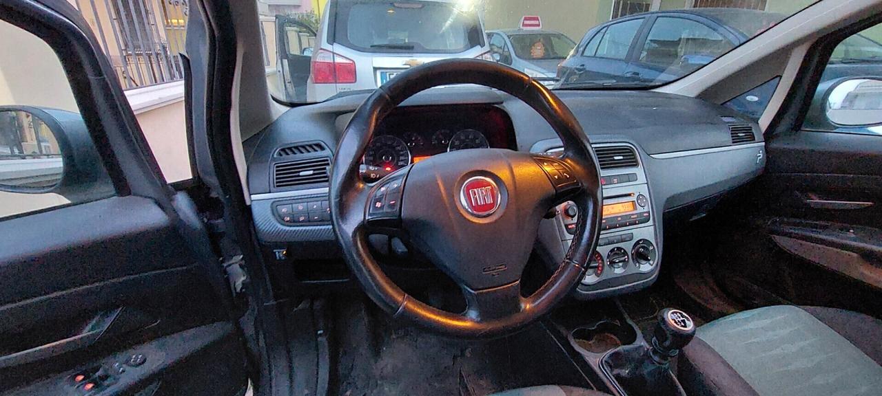 GRANDE PUNTO 1,4 GPL SCADENZA GPL 2030 MECCANICA NUOVISSIMA X NEOPATENTATI