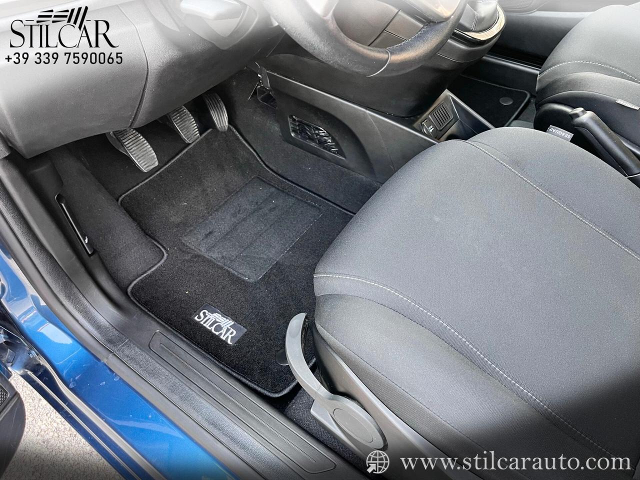 Lancia Ypsilon 1.0 FireFly 5 porte S&S Hybrid Gold