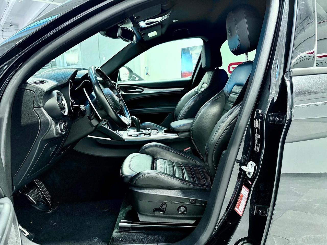 Alfa Romeo Stelvio 2.2 Turbodiesel 210 CV AT8 Q4 Veloce