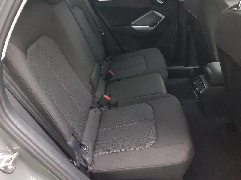 Audi Q3 SPB SPORTBACK 35 STRONIC S LINE CL19 BLACK LINE