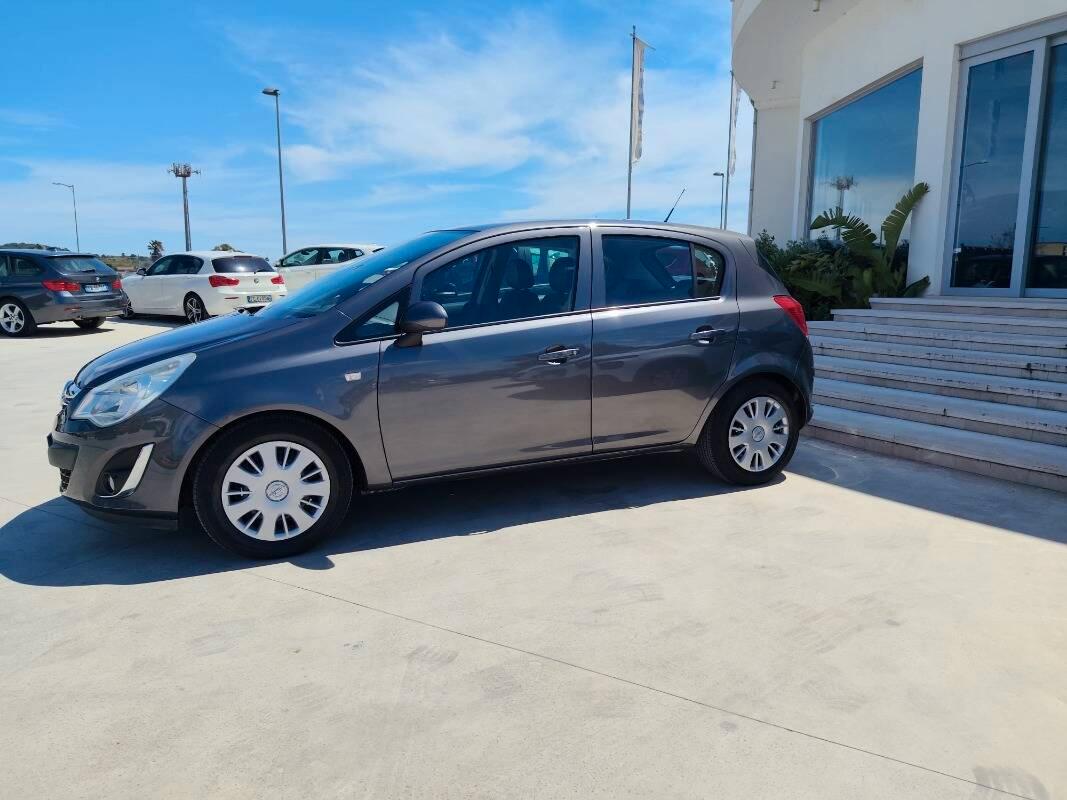 Opel Corsa 1.2 Club Gpl-tech 85cv 5p