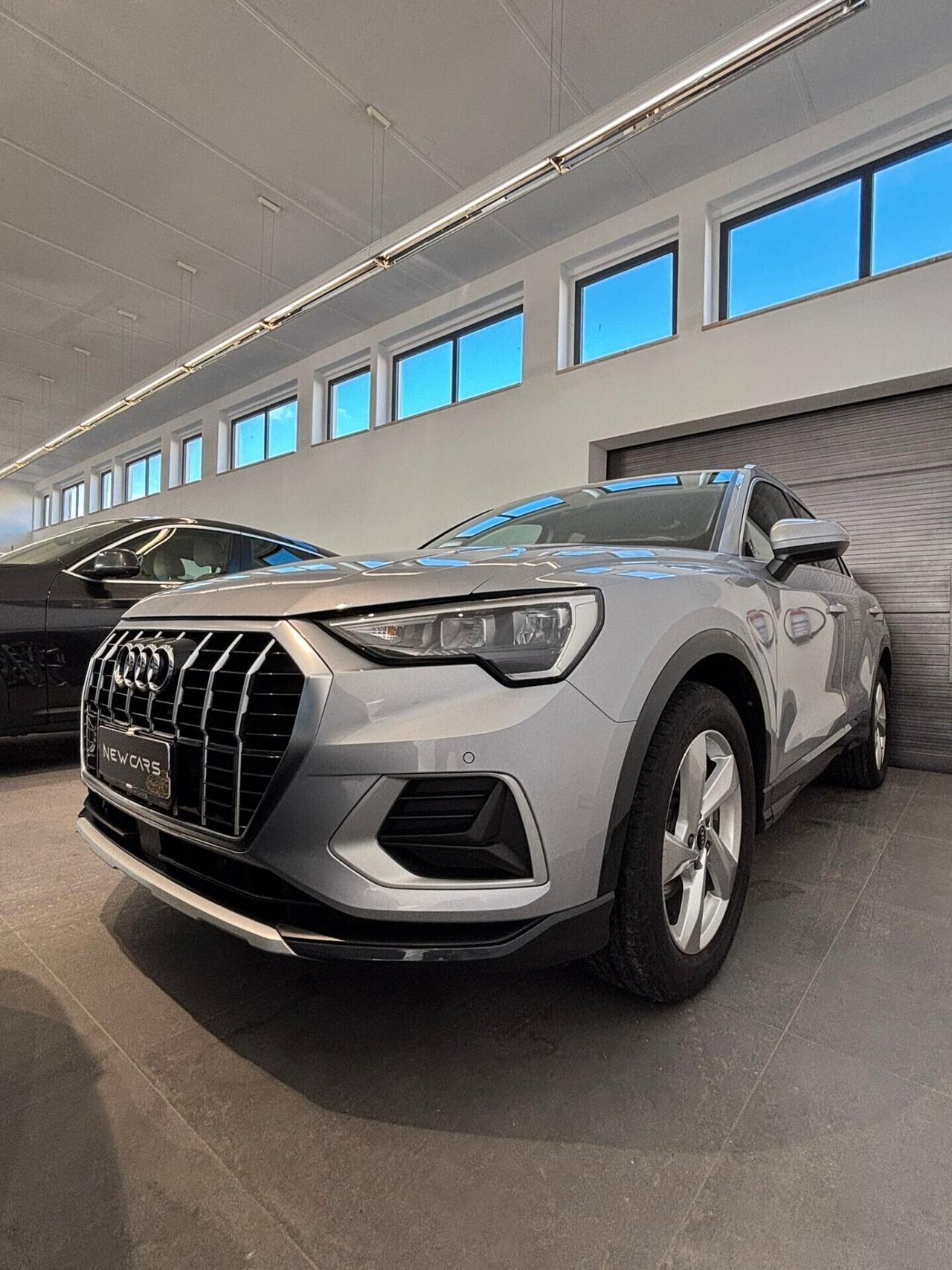 Audi Q3 35 TDI Business Advanced