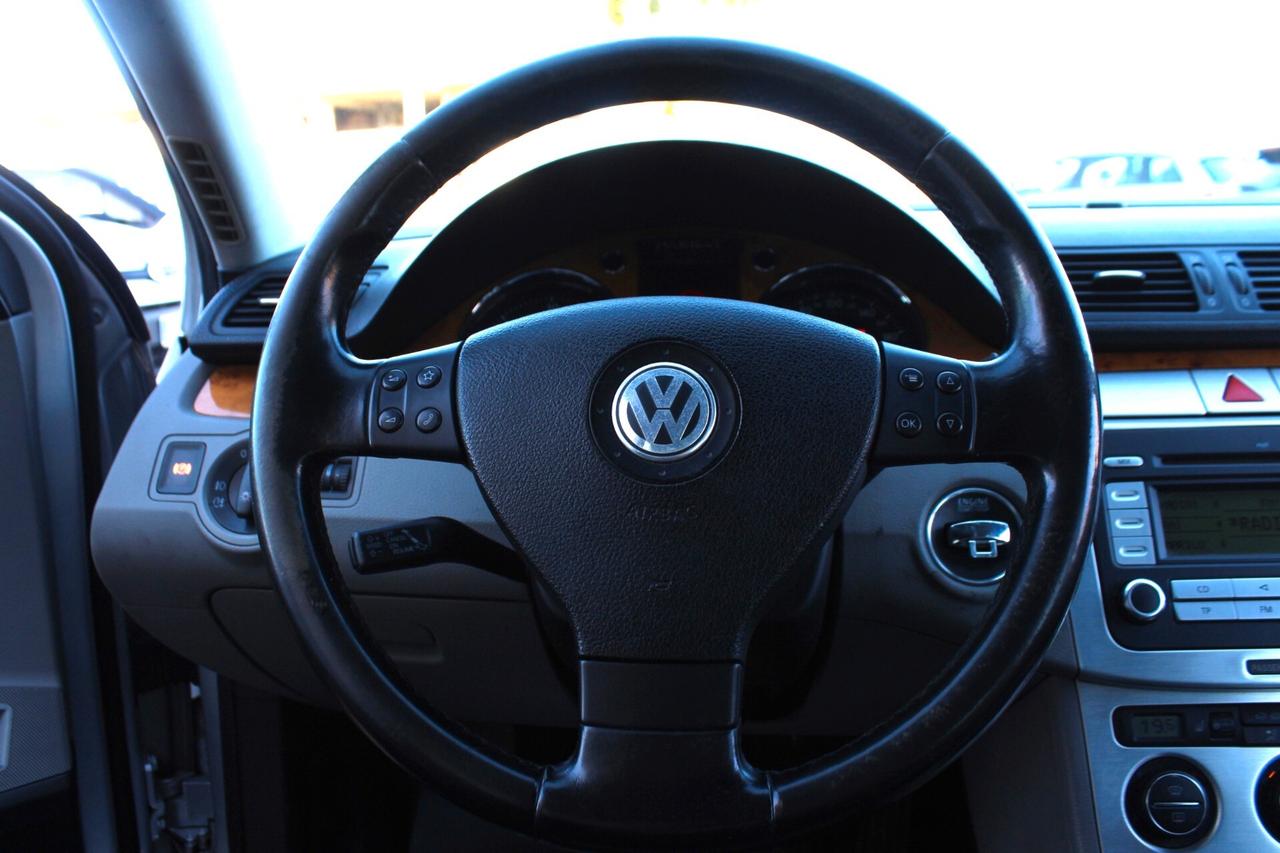 Volkswagen Passat 2.0 TDI DPF Var. Highline