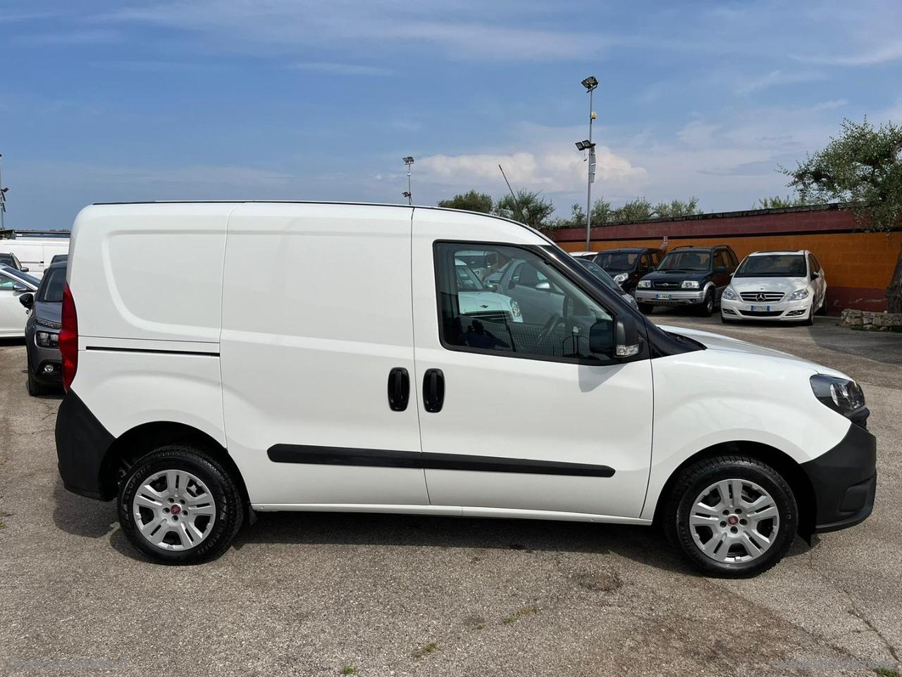 DOBLO CARGO LOUNGE 1.6 MJ 105CV