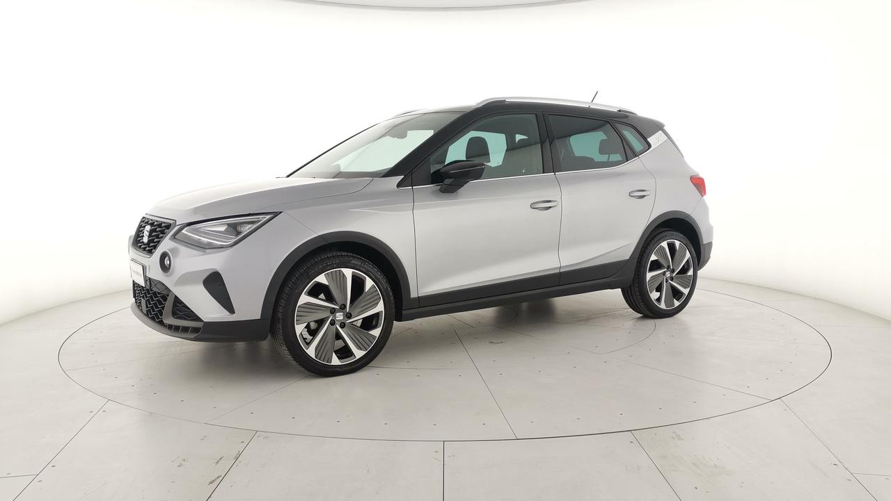 SEAT Arona 2022 - Arona 1.0 tgi FR 90cv