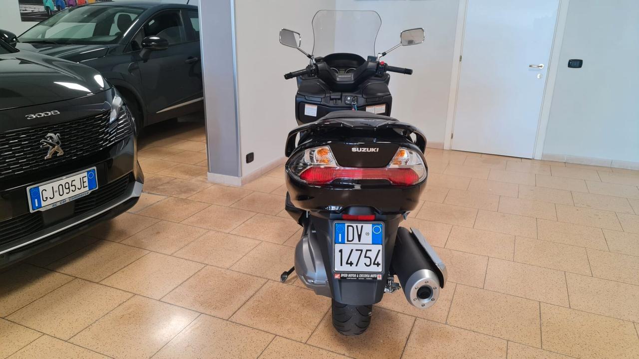 SUZUKI BURGMAN 400