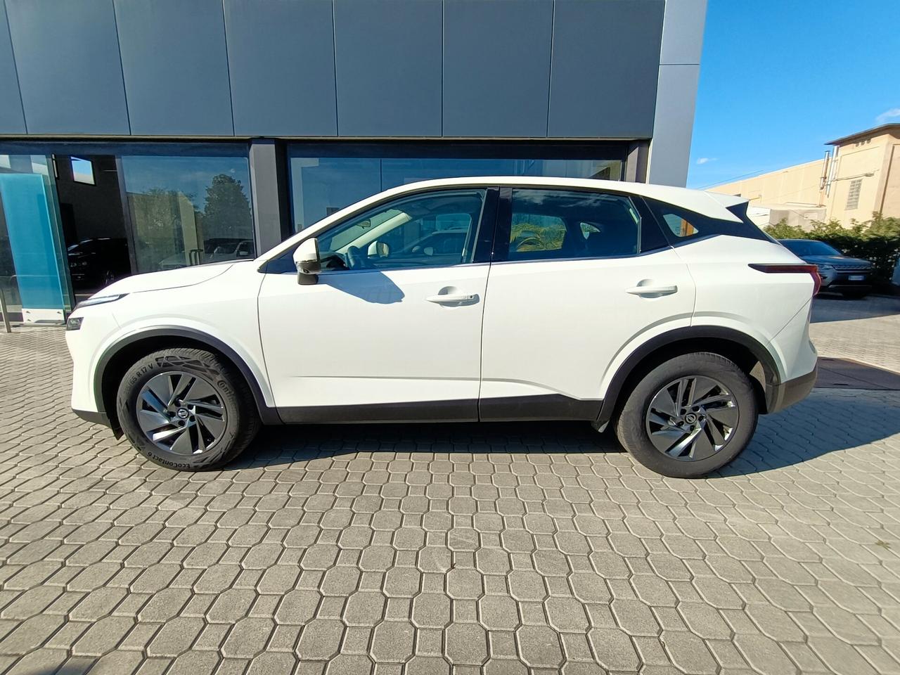 Nissan Qashqai MHEV 140 CV Business