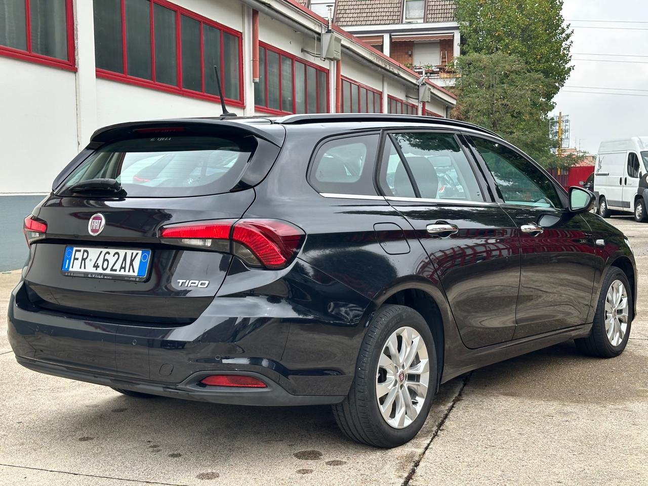 Fiat Tipo 1.6 Mjt S&S SW Lounge
