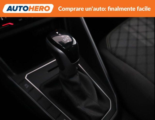 VOLKSWAGEN Taigo 1.0 TSI 110 CV DSG R-Line