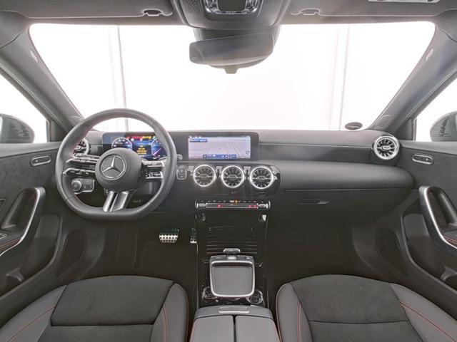 MERCEDES-BENZ A 250 Automatic 4Matic AMG Line Premium