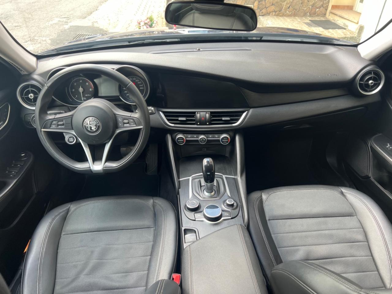 Alfa Romeo Giulia 2.2 Turbodiesel 150 CV AT8