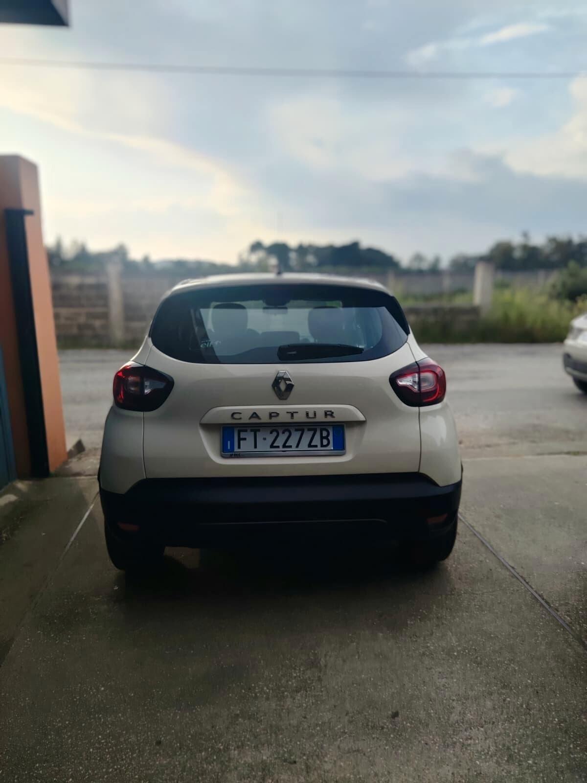 Renault Captur dCi 90 CV