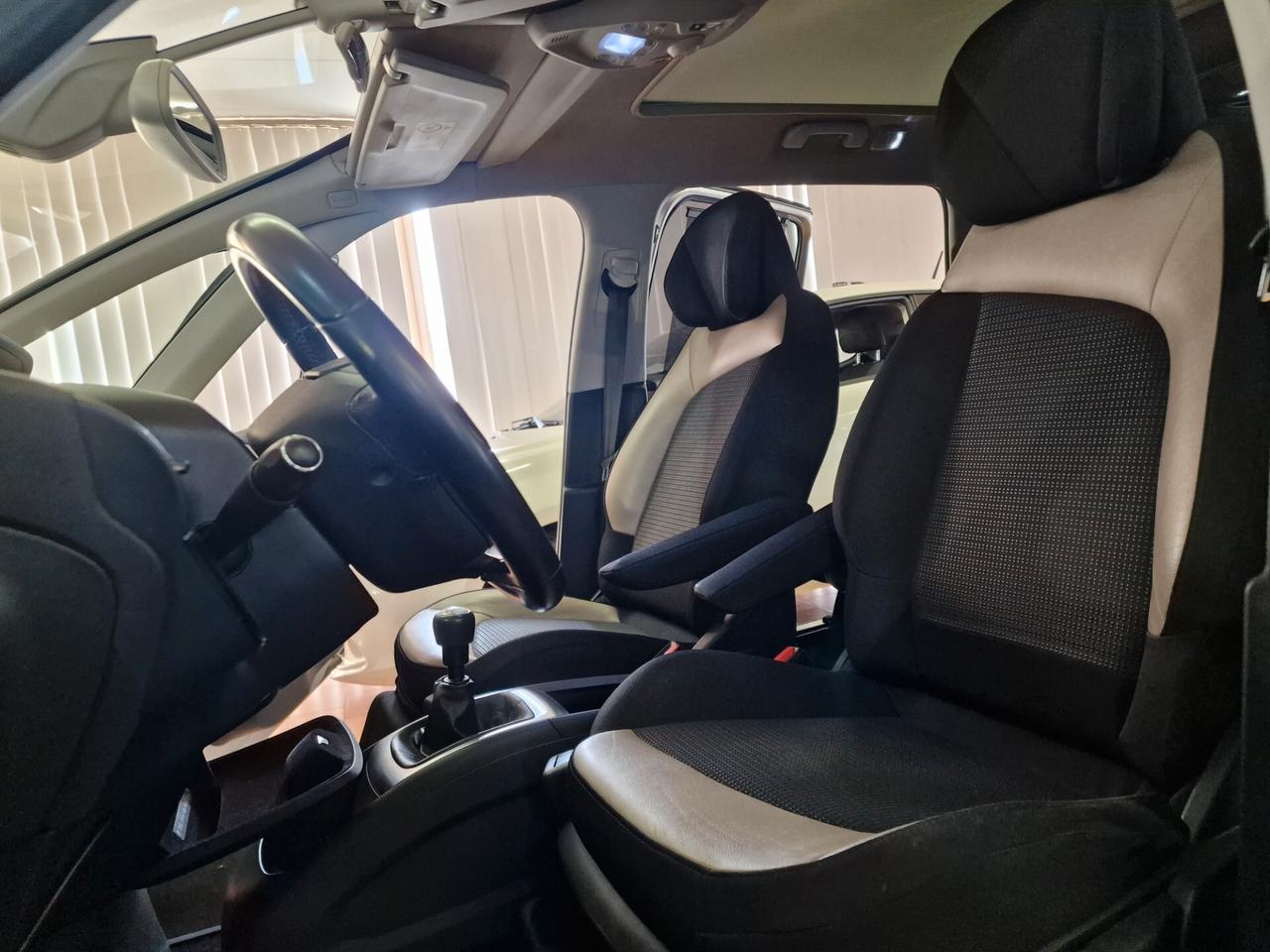 Citroen C4 Gran Picasso,7 posti, 128 mila chilometri