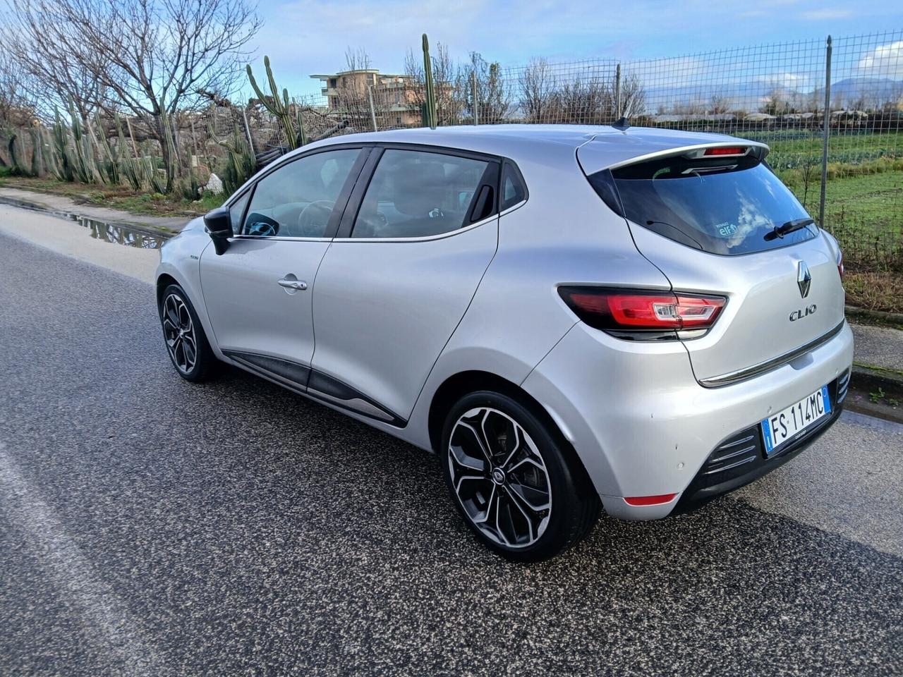 Renault Clio dCi 90 CV 5 porte Duel PARI AL NUOVO