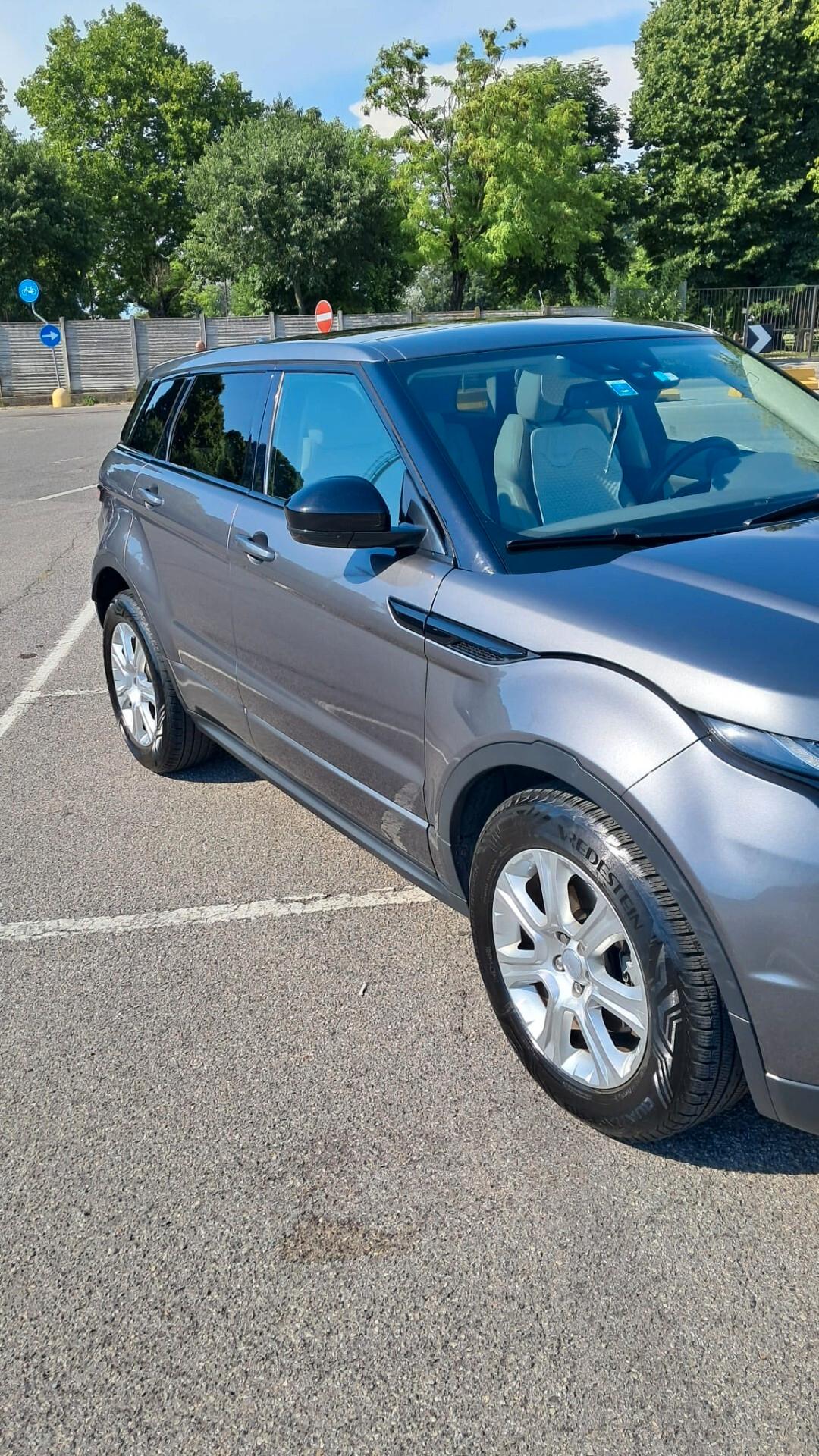 Land Rover Range Evoque 2.0 TD4 150 CV 5p. SE Dynamic