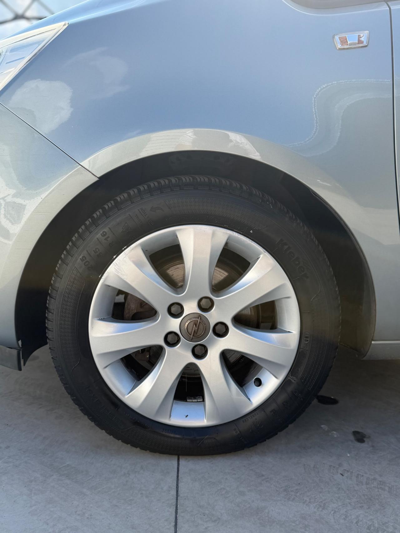 Opel Meriva 1.4 Turbo 120CV Cosmo