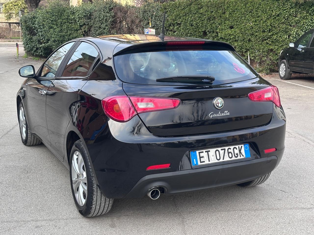 Alfa Romeo Giulietta 1.6 JTDm-2 105 CV Exclusive