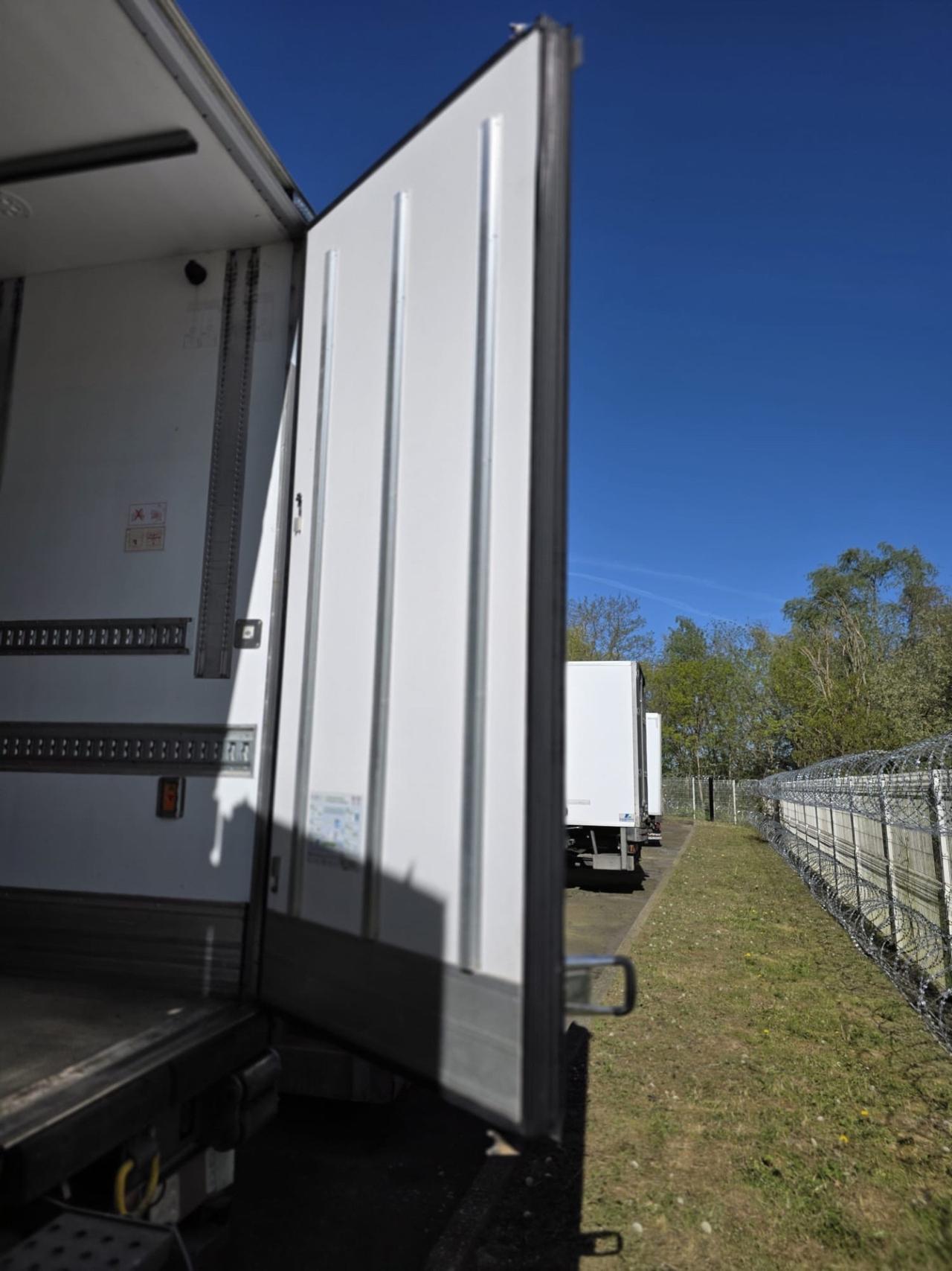 SEMIRIMORCHIO FRIGO LAMBERET 2015 (ATP FRC 05/2027)