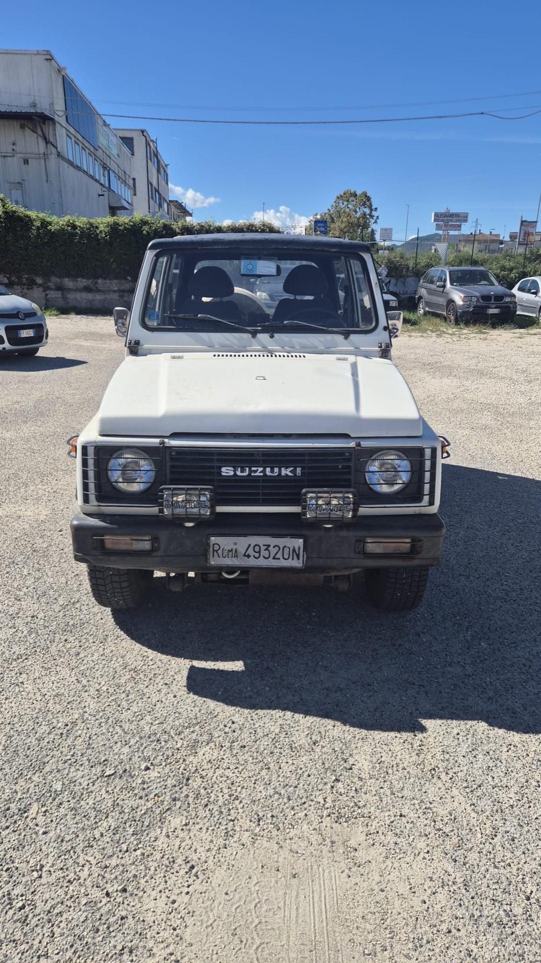 Suzuki SJ Samurai SJ410 Berlina Sport