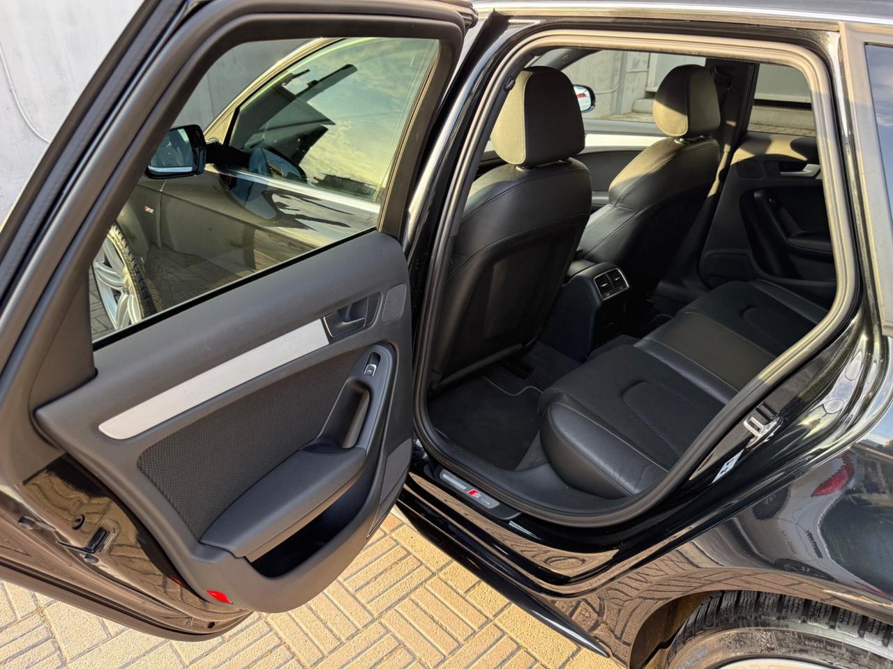 Audi A4 2.0 TDI S-Tronic quattro S-Line - GARANZIA