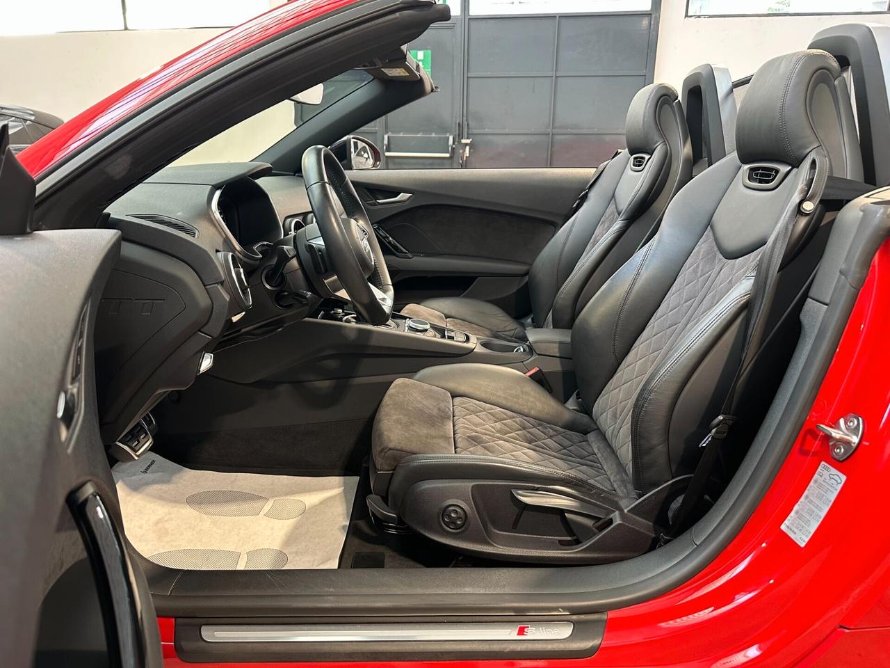 Audi TT Roadster 2.0 TFSI quattro S tronic line . UNI PROP.