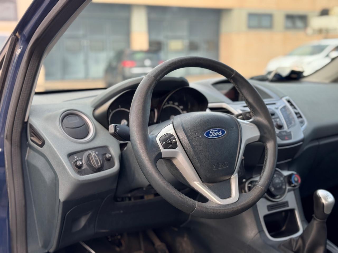 Ford Fiesta 1.4 TDCI NEO PATENTATI 2010 1 PRO