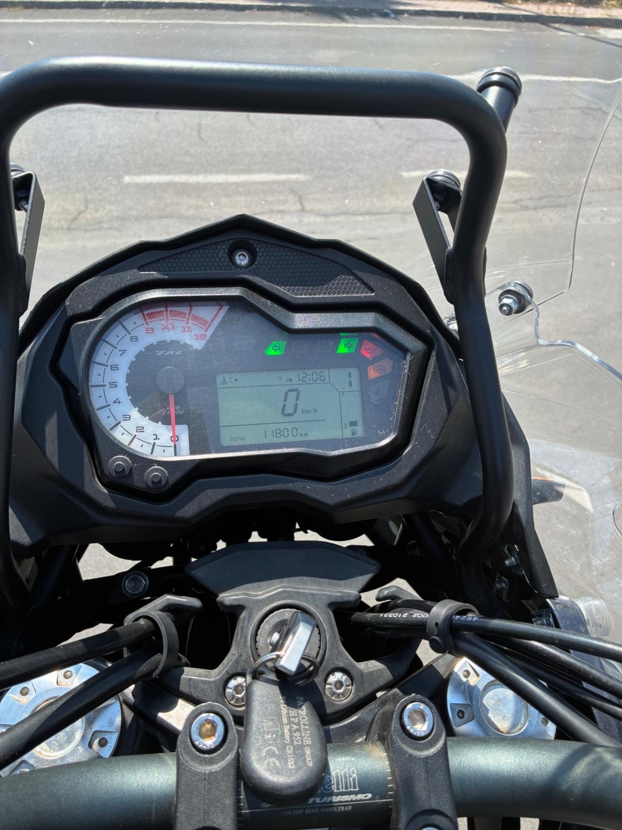 Benelli TRK 502 X SOLO 11.000 KM - 2021