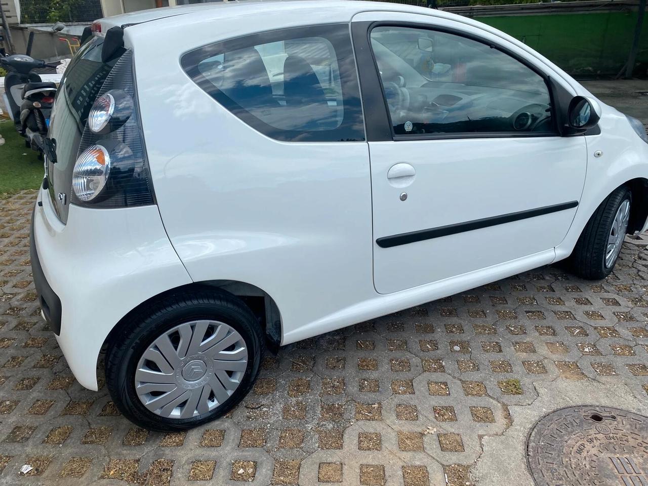 Citroen C1 1.0 3 porte Exclusive