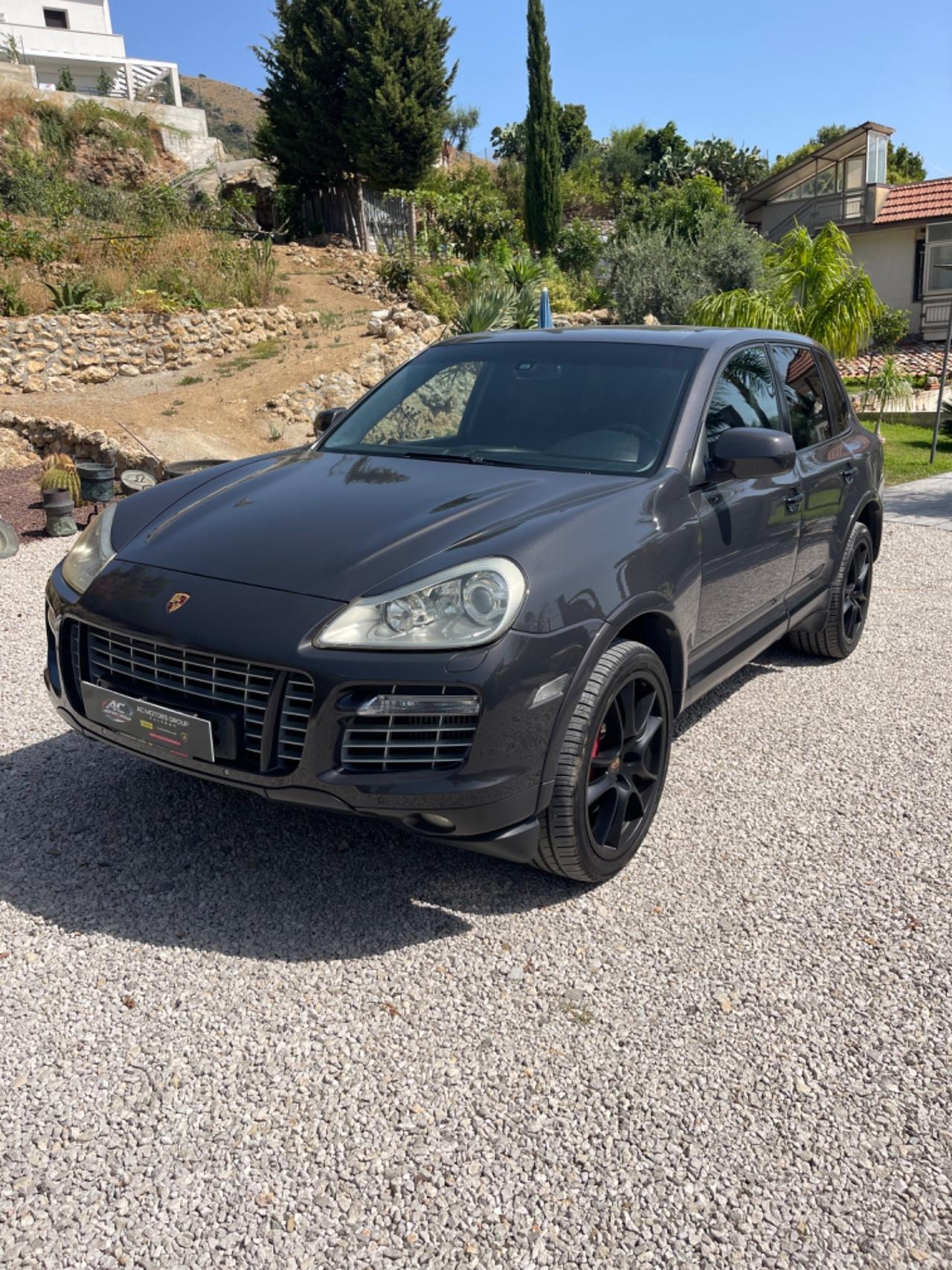 Porsche Cayenne 4.8 Turbo S