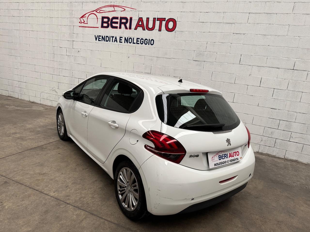 Peugeot 208 PureTech 82 5 porte Allure