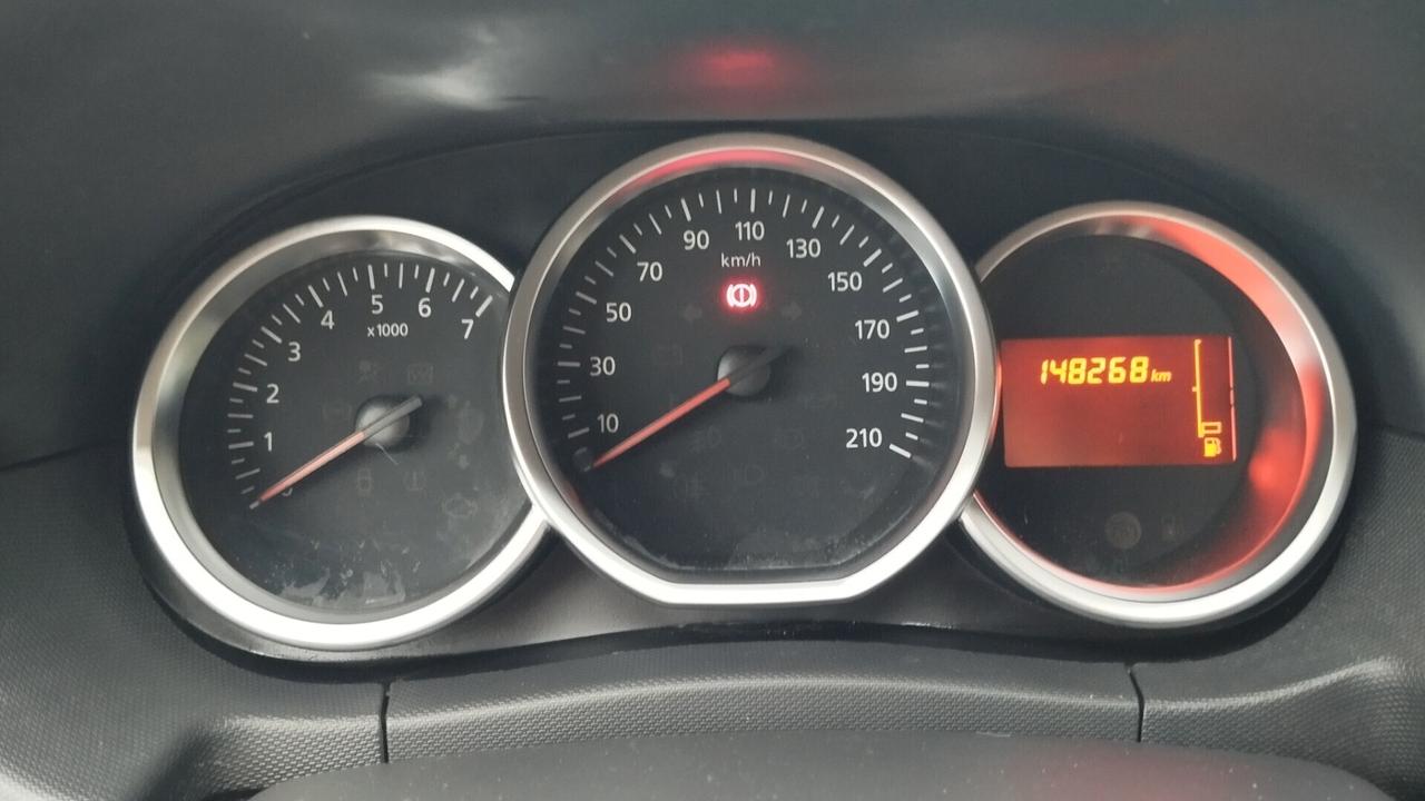 DACIA DUSTER 1.5 DCI-4X2-GARANZIA FULL