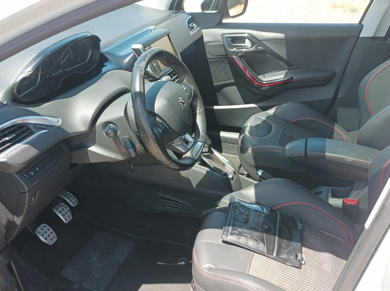 Peugeot 208 BlueHDi 100 5 porte GT Line
