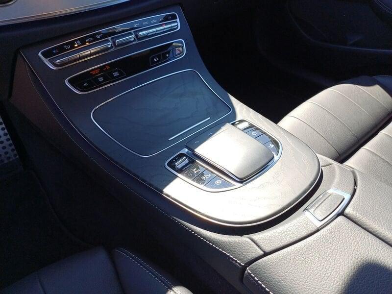 Mercedes-Benz Classe E Cpé E 220 d 4Matic Premium Plus