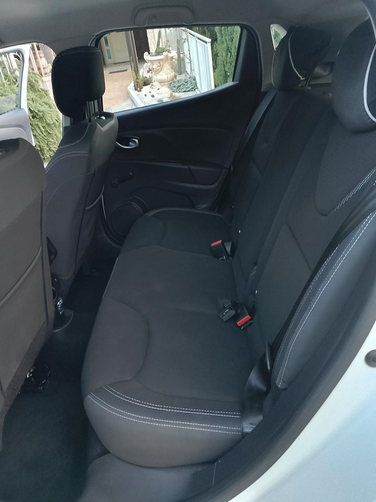 Renault Clio 1.2 75CV 5 porte Zen