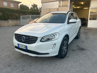 Volvo XC 60 XC60 D4 Geartronic R-design Momentum