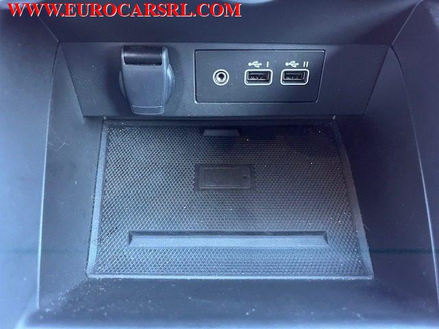 RENAULT Clio TCe 90 CV 5 porte Techno