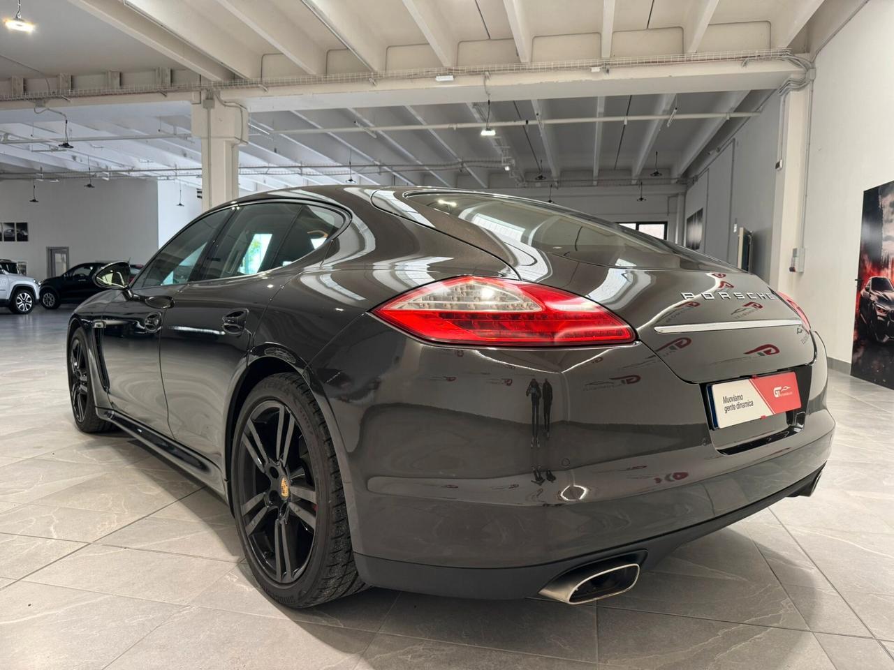 Porsche Panamera 3.0 Diesel TETTO