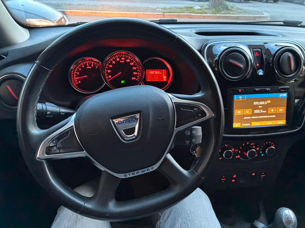 Dacia Sandero Stepway1.5dCi navi retro perfetta-19