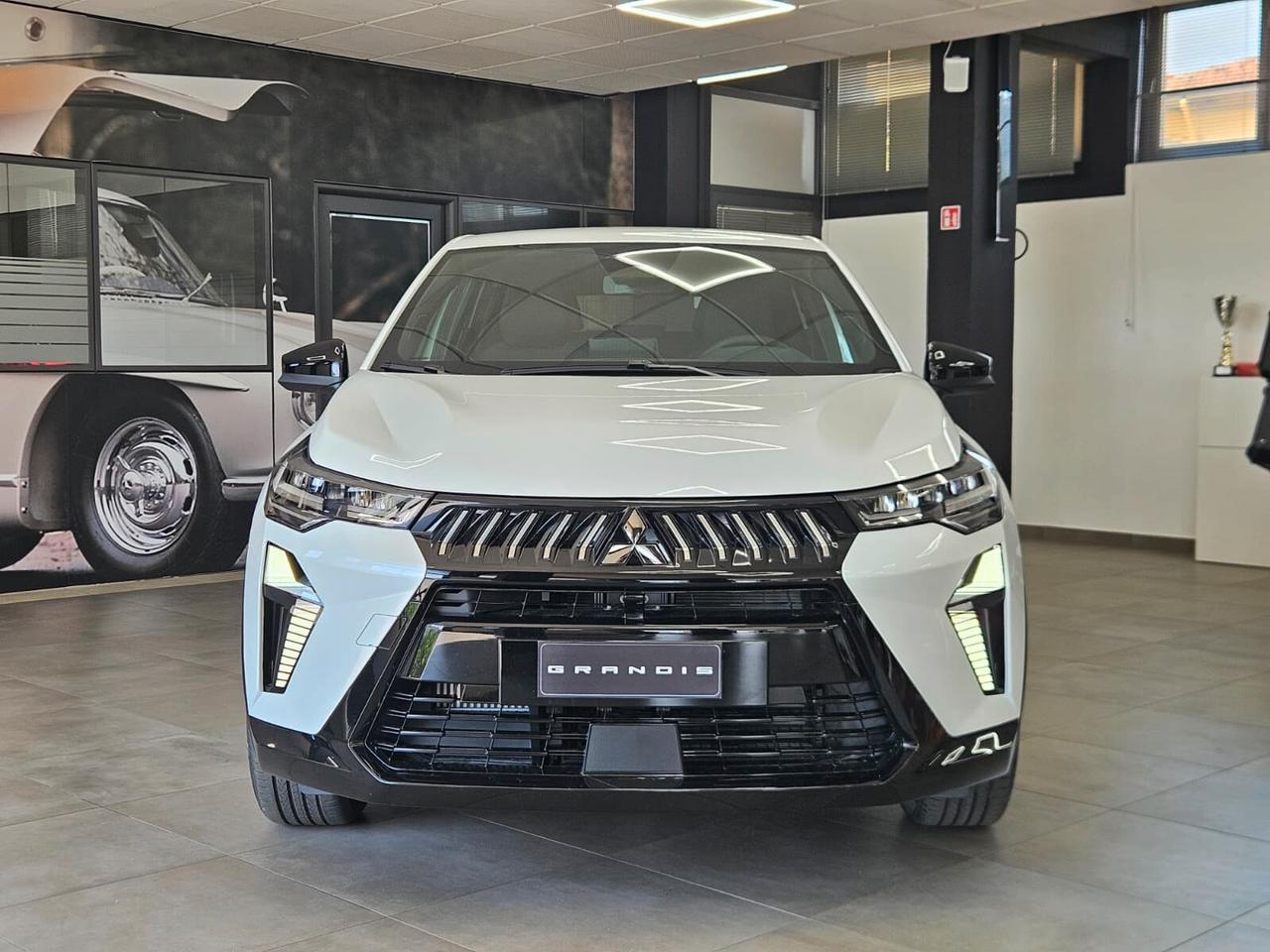 Mitsubishi Grandis DISPONIBILE IN VARIE COLORAZIONI E ALLESTIMENTI - CONCESSIONARIO UFFICIALE