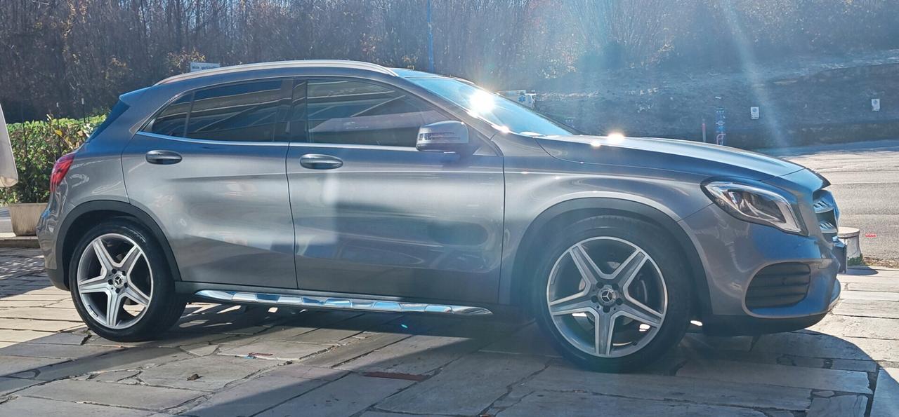 MERCEDES GLA 200D AUTOM. PREM. AMG LINE 2.0 136 CV